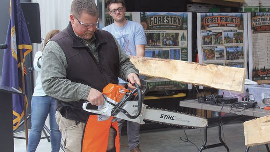 Priest River forestry teacher turns vision into new student shop