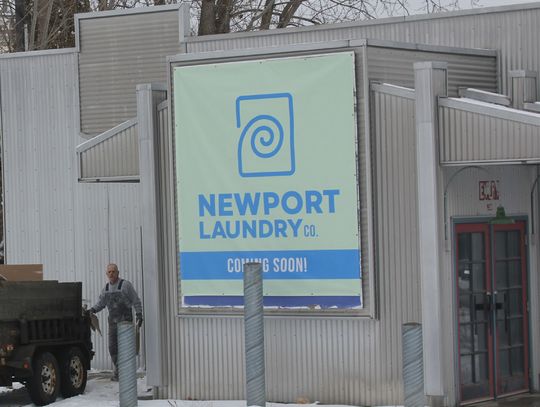 420 Building to become Laundromat