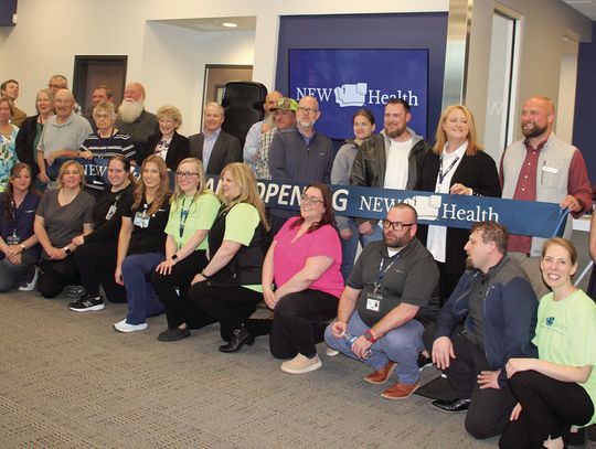 Big turnout for NEW Health opening