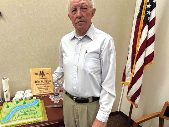 Floyd retires from conservation district