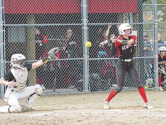 Grizzlies split doubleheader