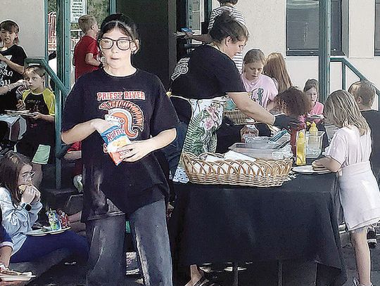 Idaho Hill celebrates students