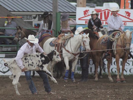 McMillan wins rodeo’s Linderman award