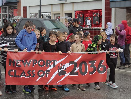 Newport celebrates homecoming