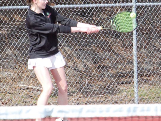 Newport doubles win again, Freeman takes singles