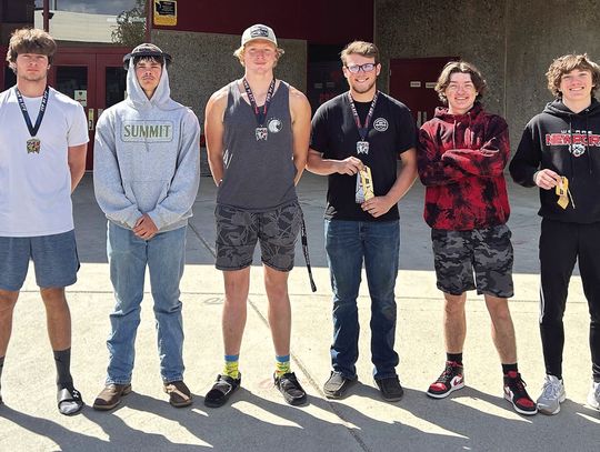 Newport sending six to state in track and field