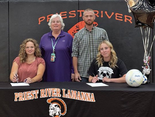 Spartans sign soccer scholarships