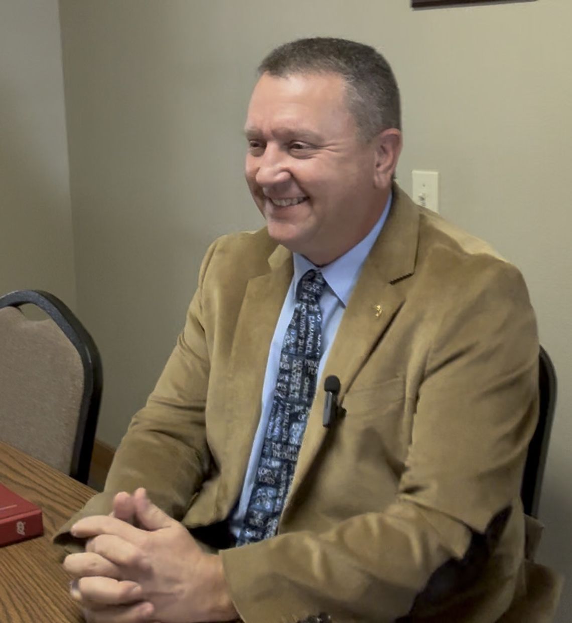 Bradbury cites PUD experience, community service in bid for commission Bradbury cites PUD experience, community service in bid for commission
