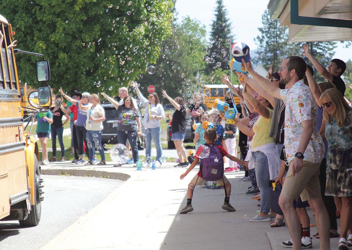 Bubbly send off for summer