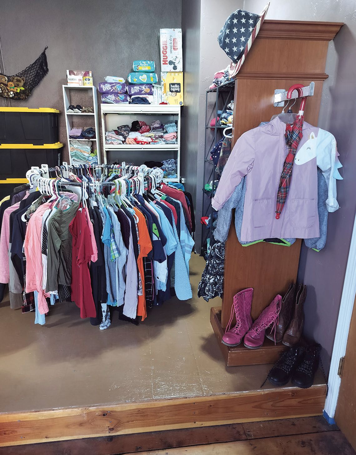 Free apparel offered at Clothing Cottage