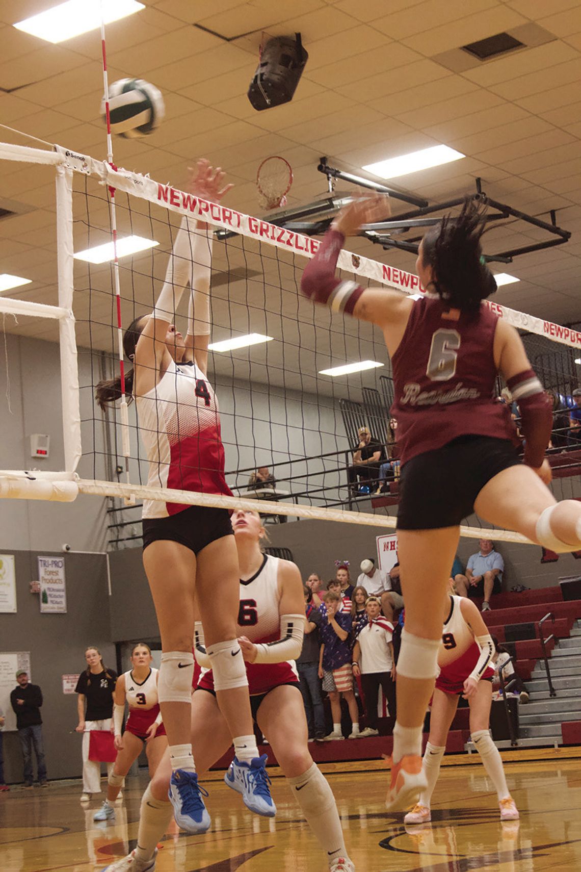 Grizzly volleyball opens season with win