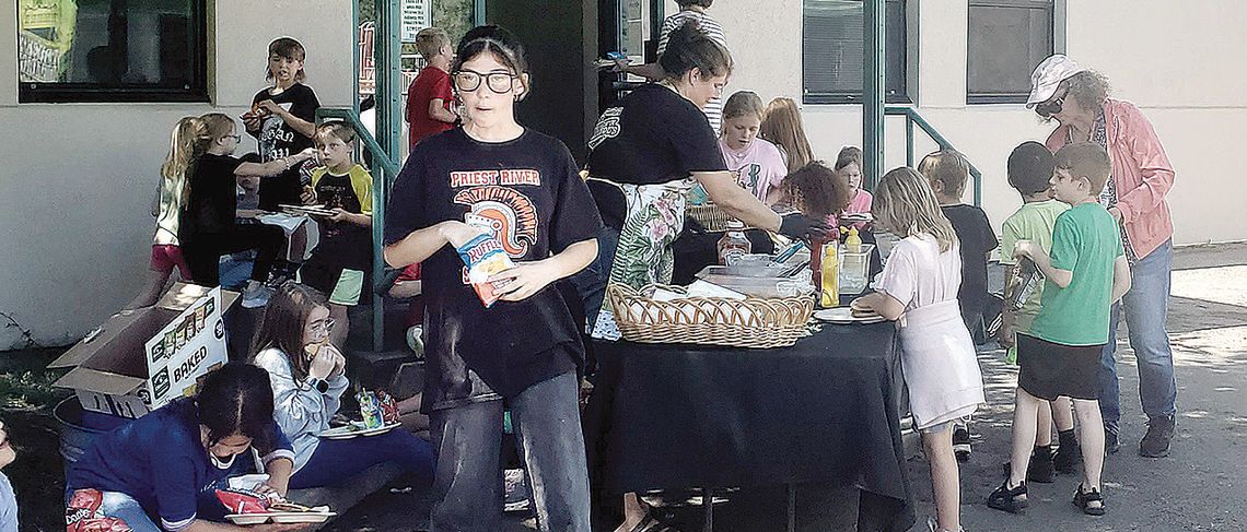 Idaho Hill celebrates students