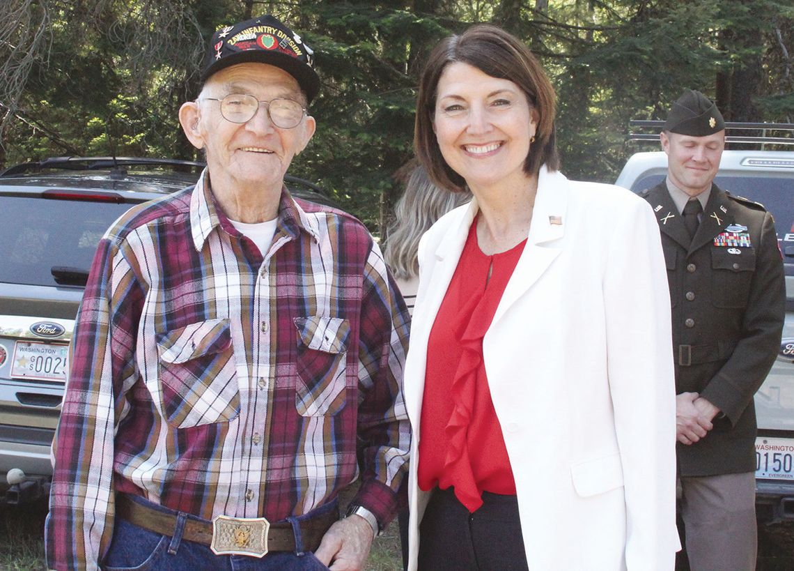 Korean War veteran gets his Purple Heart, finally