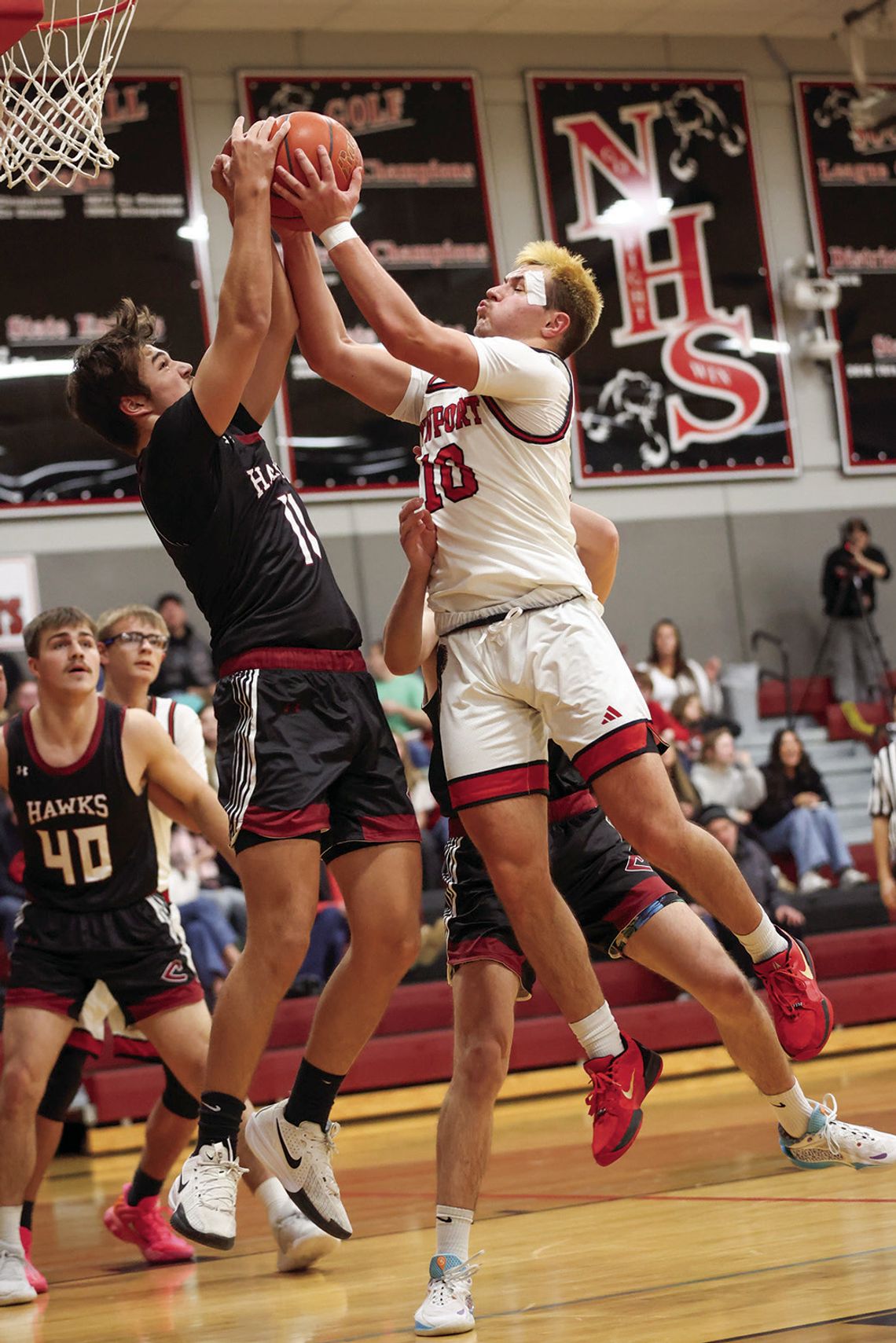 Newport comes up short