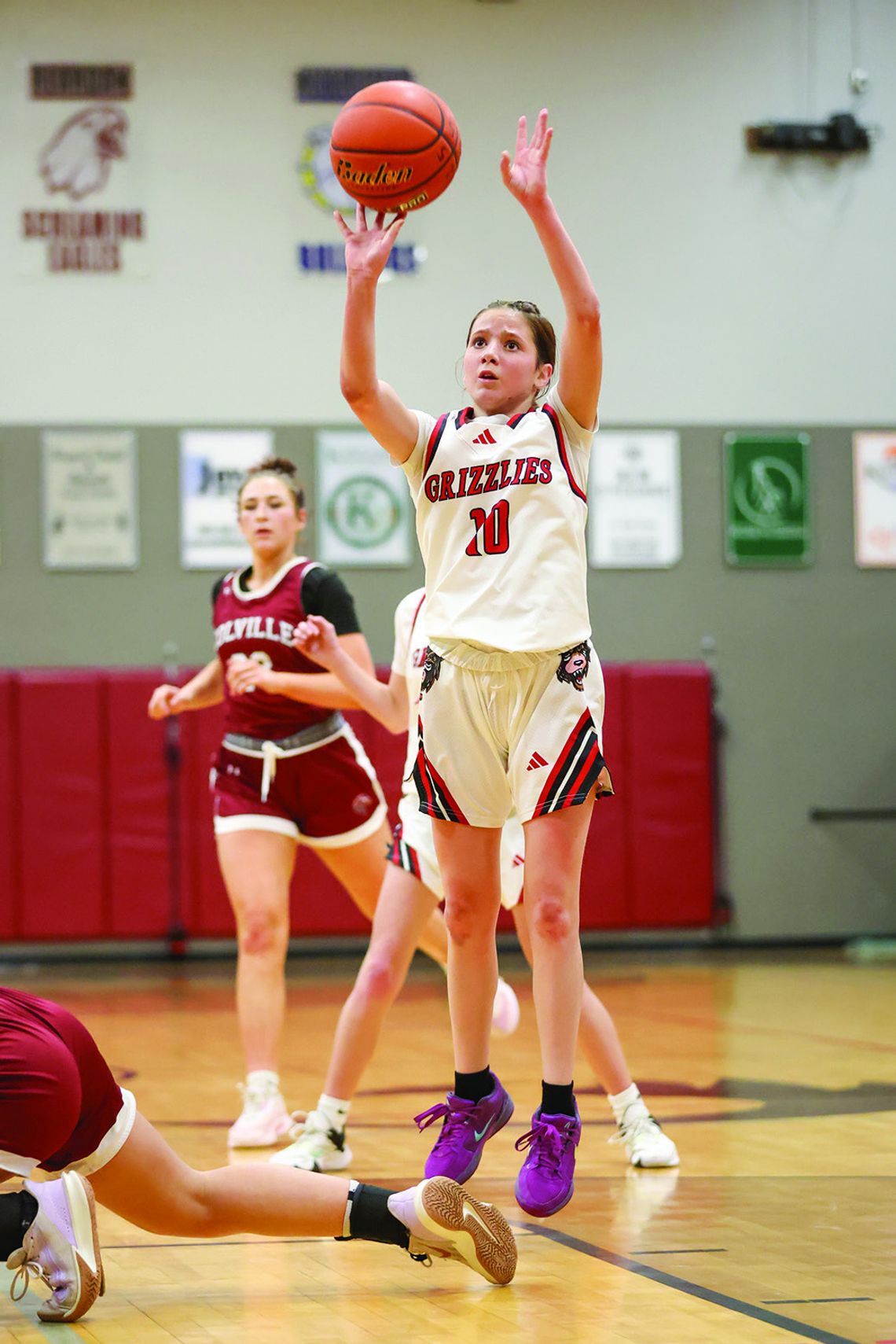 Newport girls beat Riverside