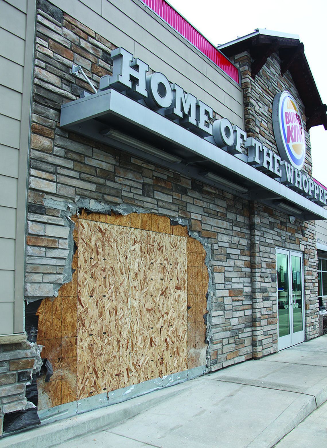 Oldtown Burger King reopens after car crash Oldtown Burger King reopens after car crash