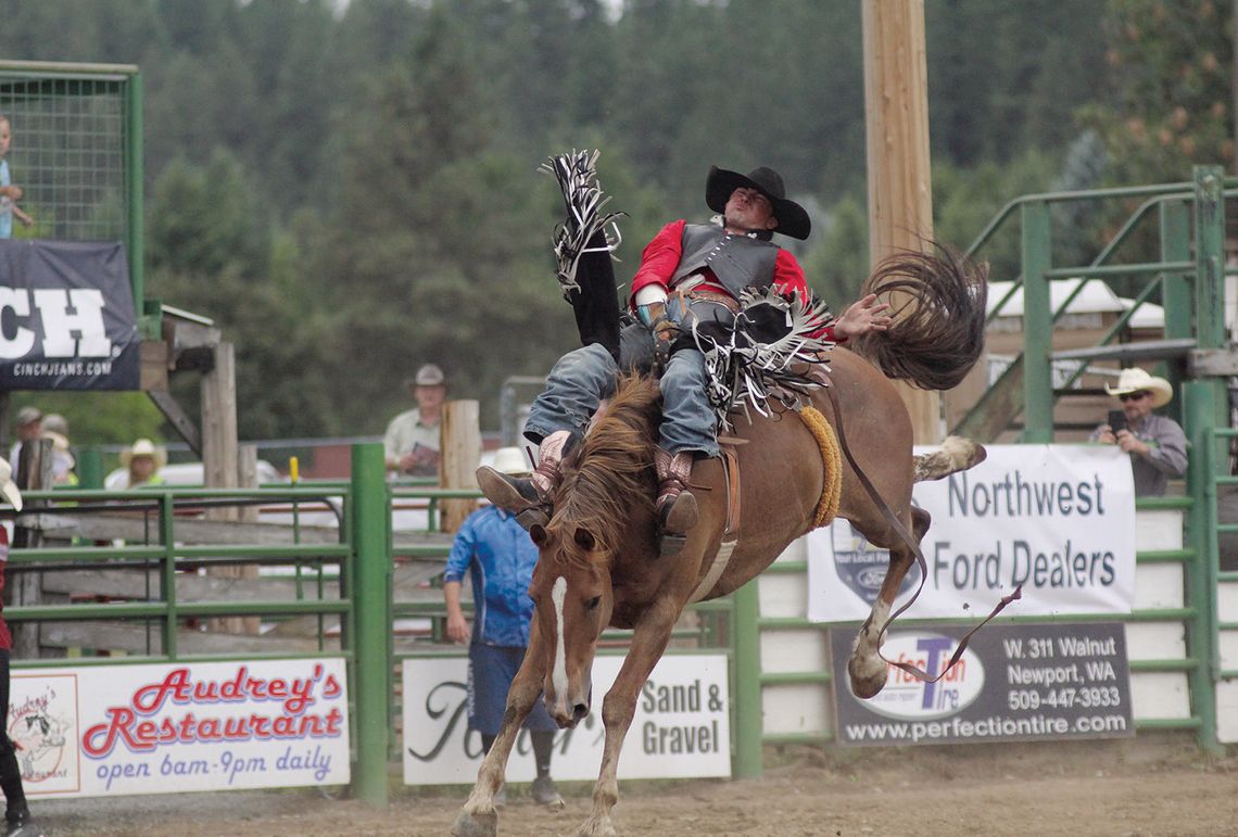 Ropers cash in at Newport Rodeo