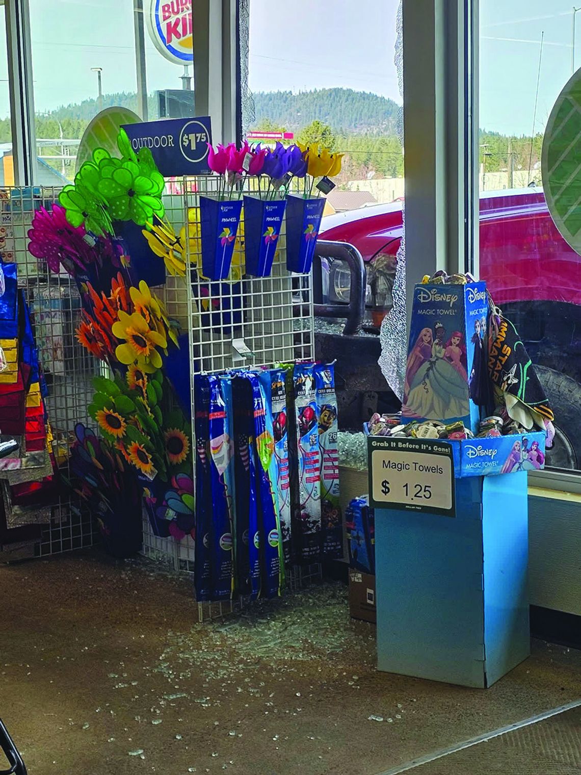 Truck accidentally hits Dollar Tree Truck accidentally hits Dollar Tree